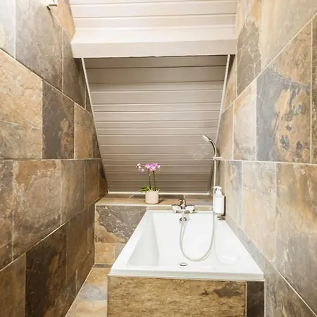 Duplex 6 Pieces Pour 12 Pers. Avec Terrasse Sud, Spa, Sauna Et Garage - Valloire, Les Verneys - Fr-1-263-359 Apartment *