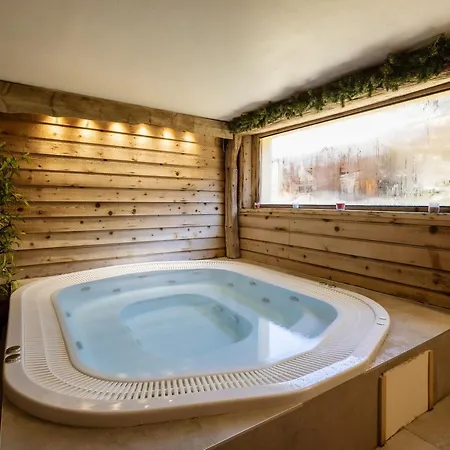 Duplex 6 Pieces Pour 12 Pers. Avec Terrasse Sud, Spa, Sauna Et Garage - Valloire, Les Verneys - Fr-1-263-359 Apartment Valloire